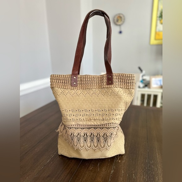 Mona B Lacy tote bag - Picture 1 of 15